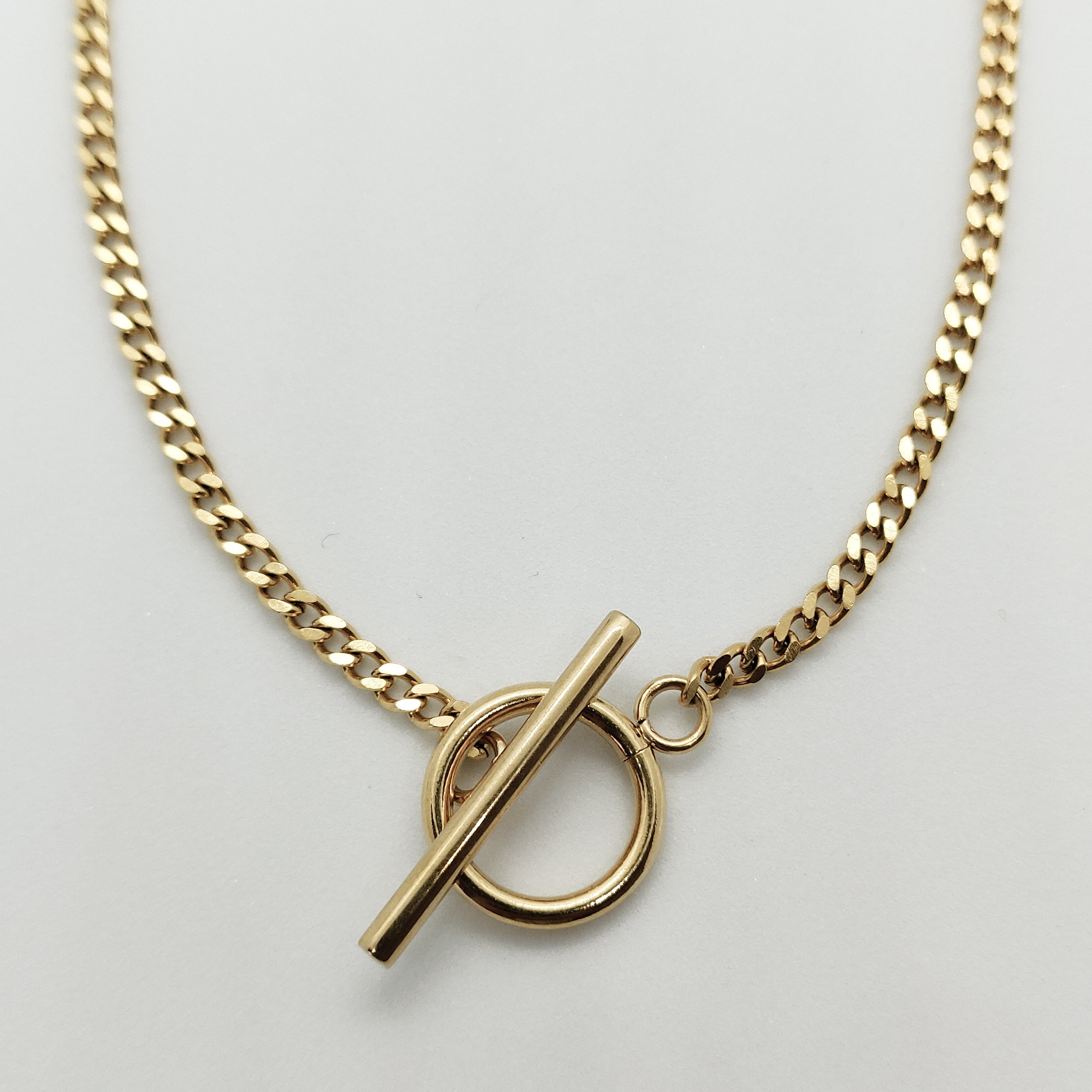 Diana Cable Toggle Necklace