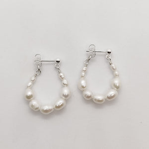 Chloe Graduated Drop Pearl Hoops